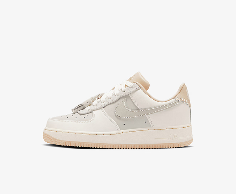 Nike Wmns Air Force 1 Low 'Light Bone Tassels' HV1813-001