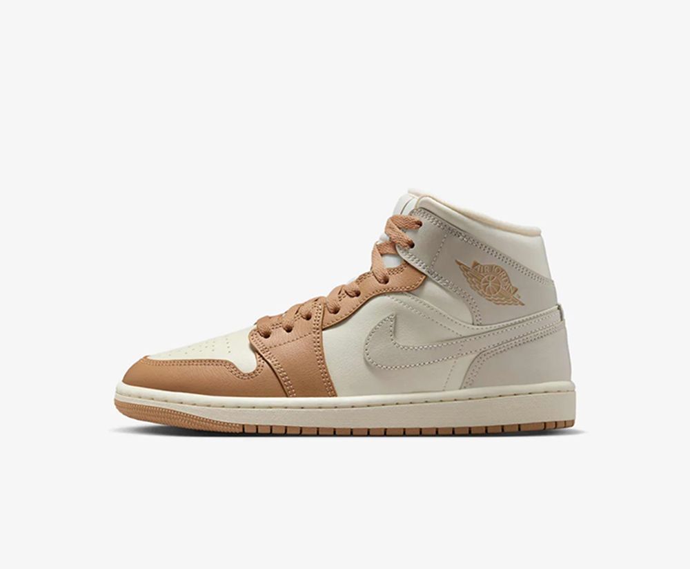 Nike Wmns Air Jordan 1 Mid 'Tan Toe' BQ6472-118