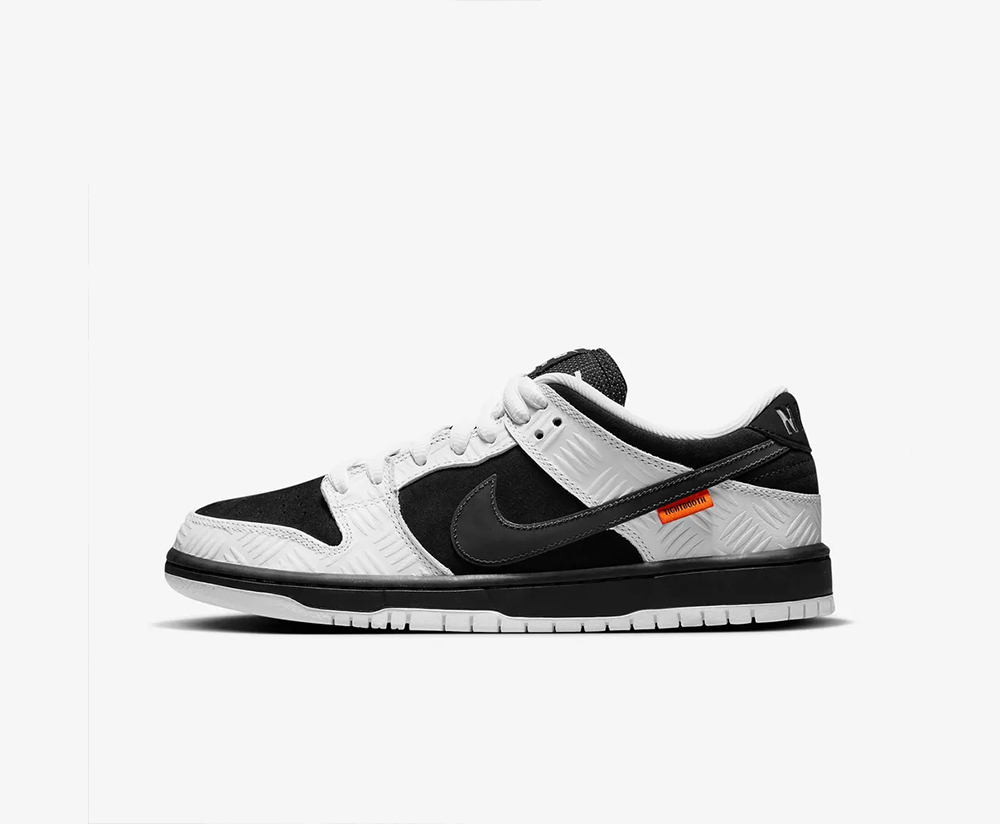 TIGHTBOOTH x Nike Dunk Low SB 'Black White' FD2629-100